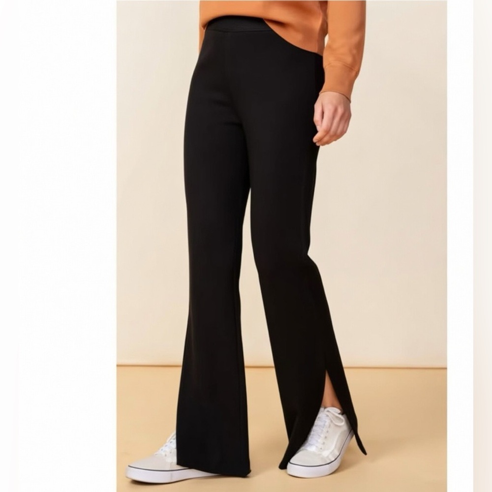 Monrow Women's Black Supersoft Sweater Knit Boot Cut Flare Pants Size Small